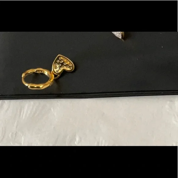 ELEGANT SMALL GOLD HOOPS WITH CRYSTAL FILLED HEART DROPS - Picture 4 of 4
